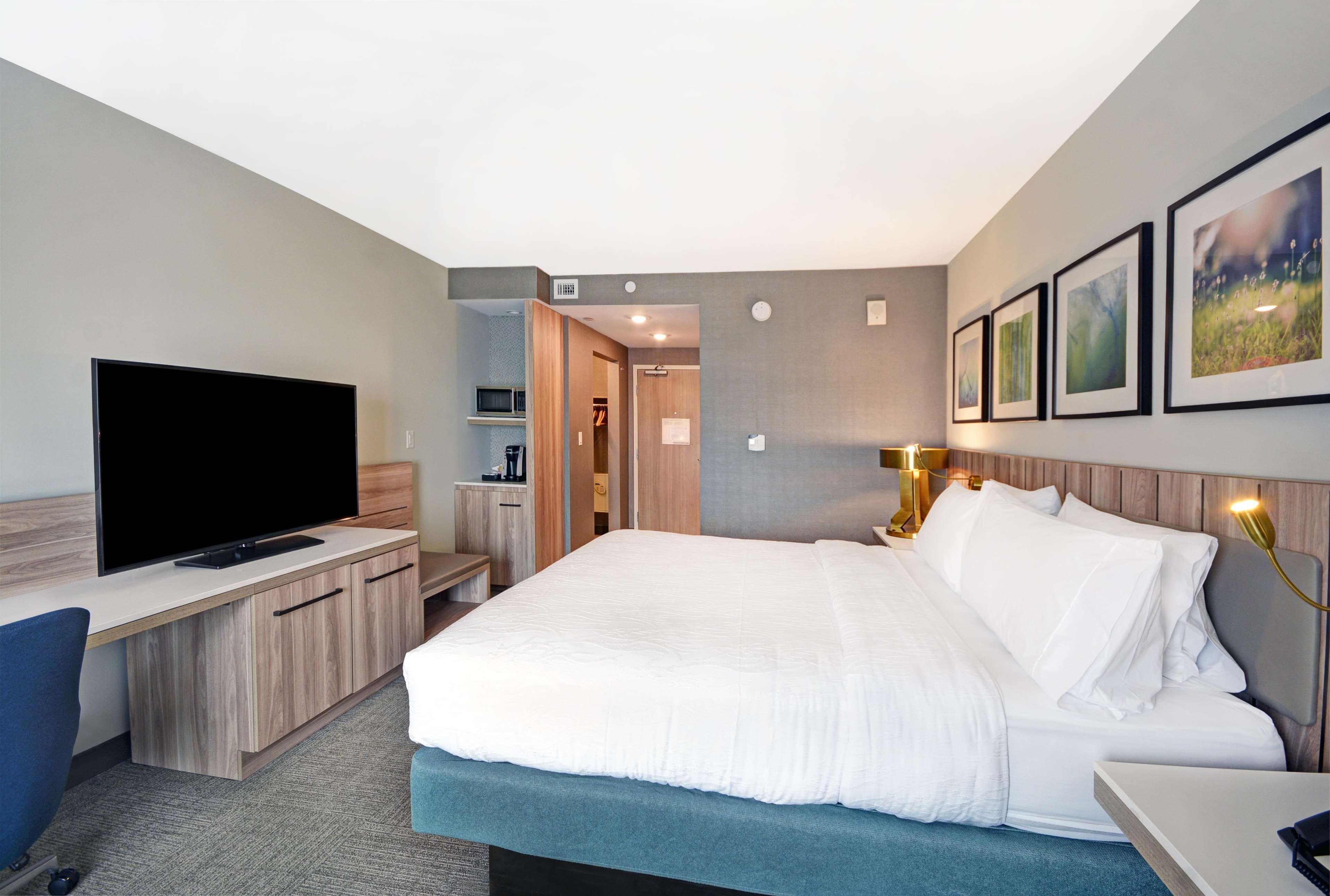 Hilton Garden Hobby Airport Hotel