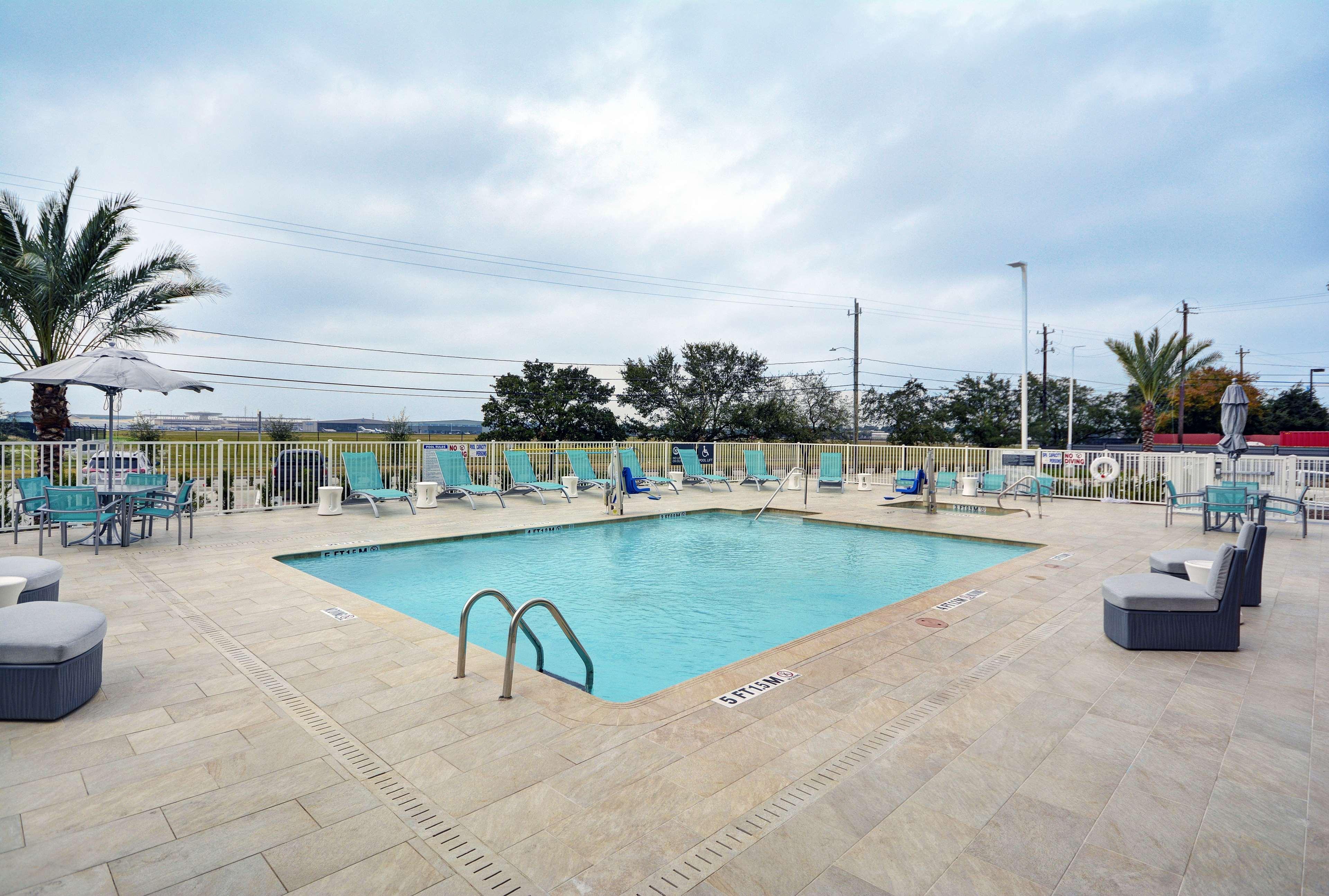 Hilton Garden Hobby Airport Hotel 3*