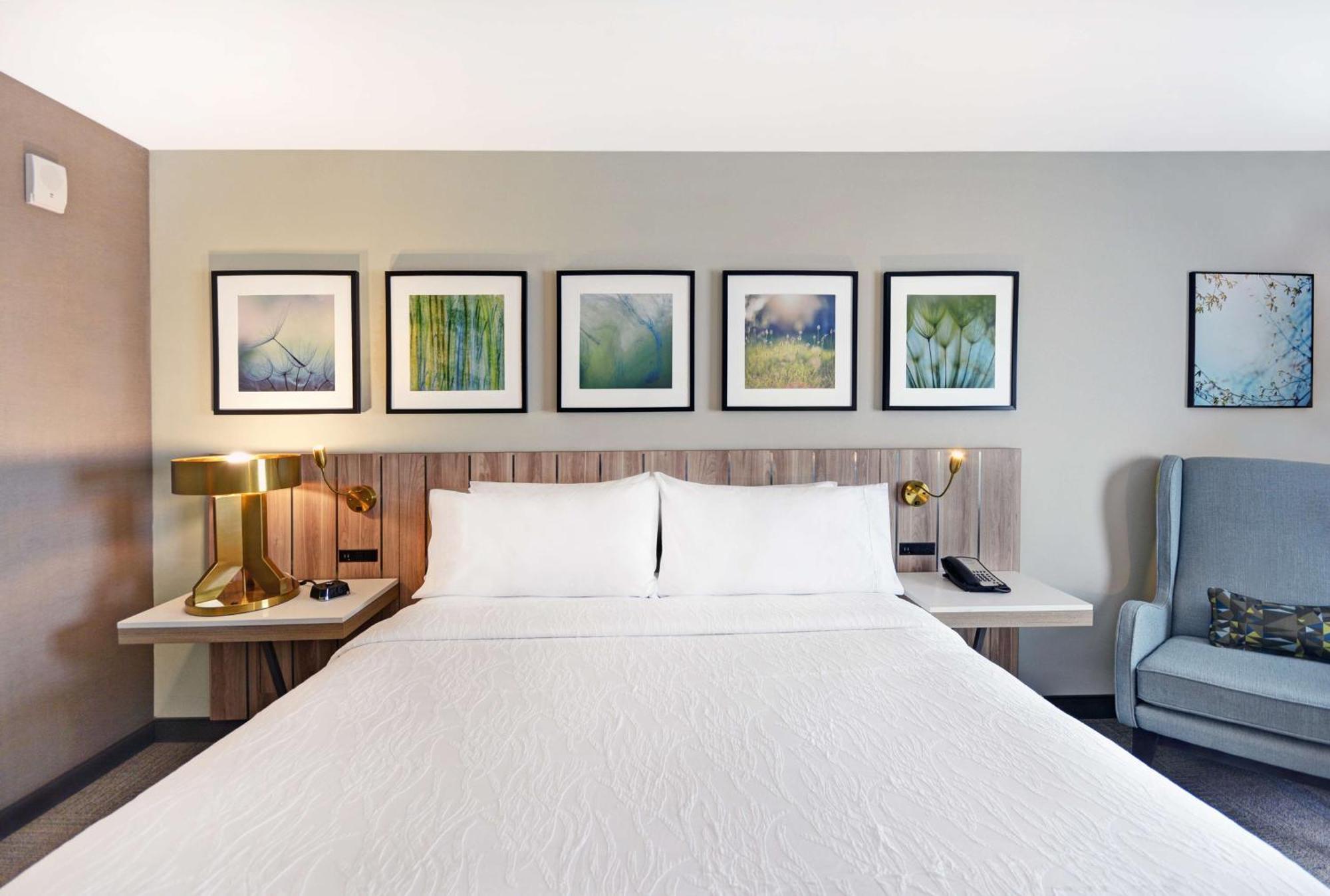 Hilton Garden Hobby Airport
